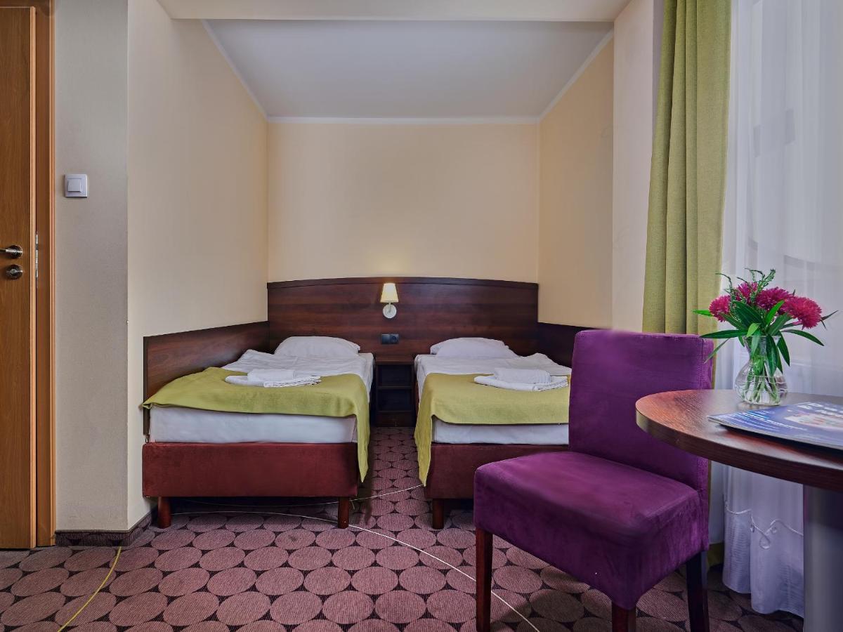 Aparthotel Lumen Cracovia Esterno foto
