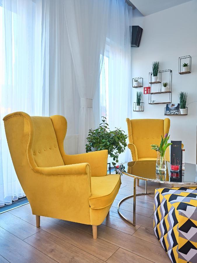 Aparthotel Lumen Cracovia Esterno foto