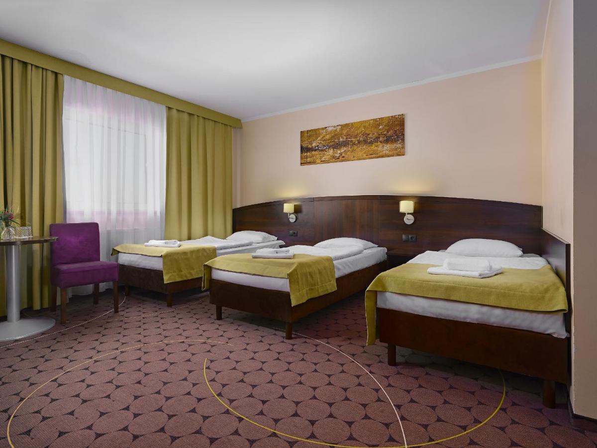 Aparthotel Lumen Cracovia Esterno foto