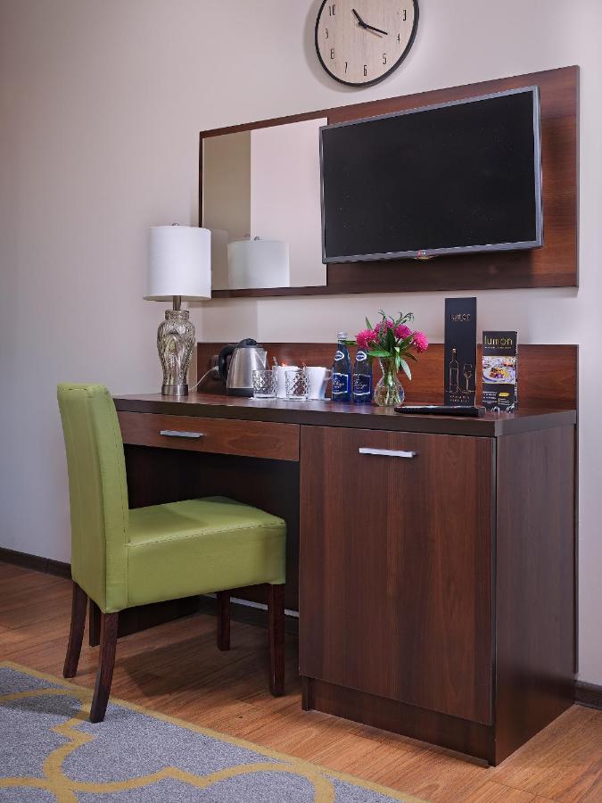 Aparthotel Lumen Cracovia Esterno foto