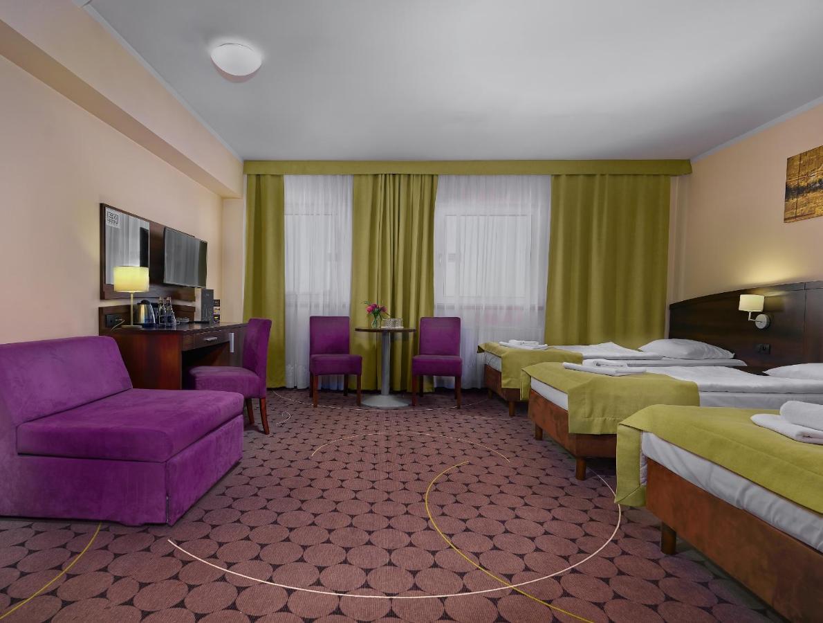 Aparthotel Lumen Cracovia Esterno foto