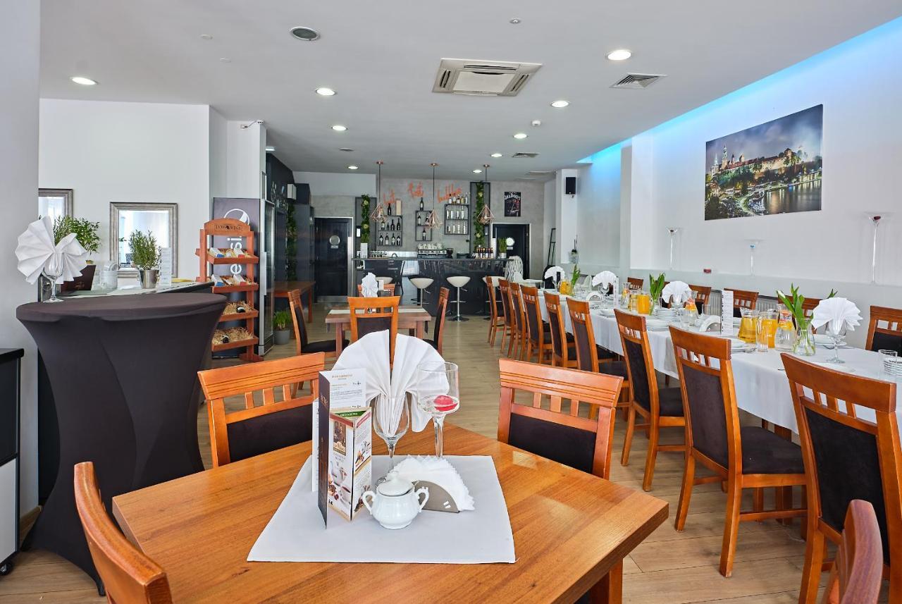 Aparthotel Lumen Cracovia Esterno foto