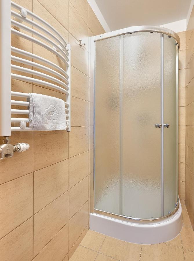 Aparthotel Lumen Cracovia Esterno foto