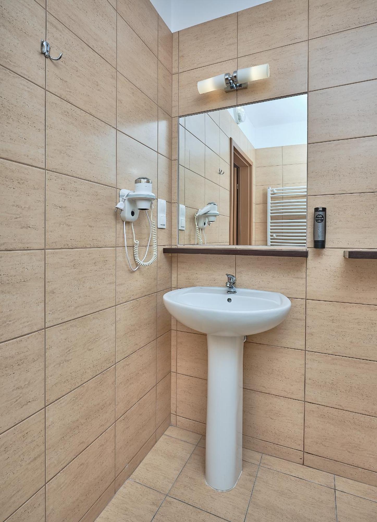 Aparthotel Lumen Cracovia Esterno foto