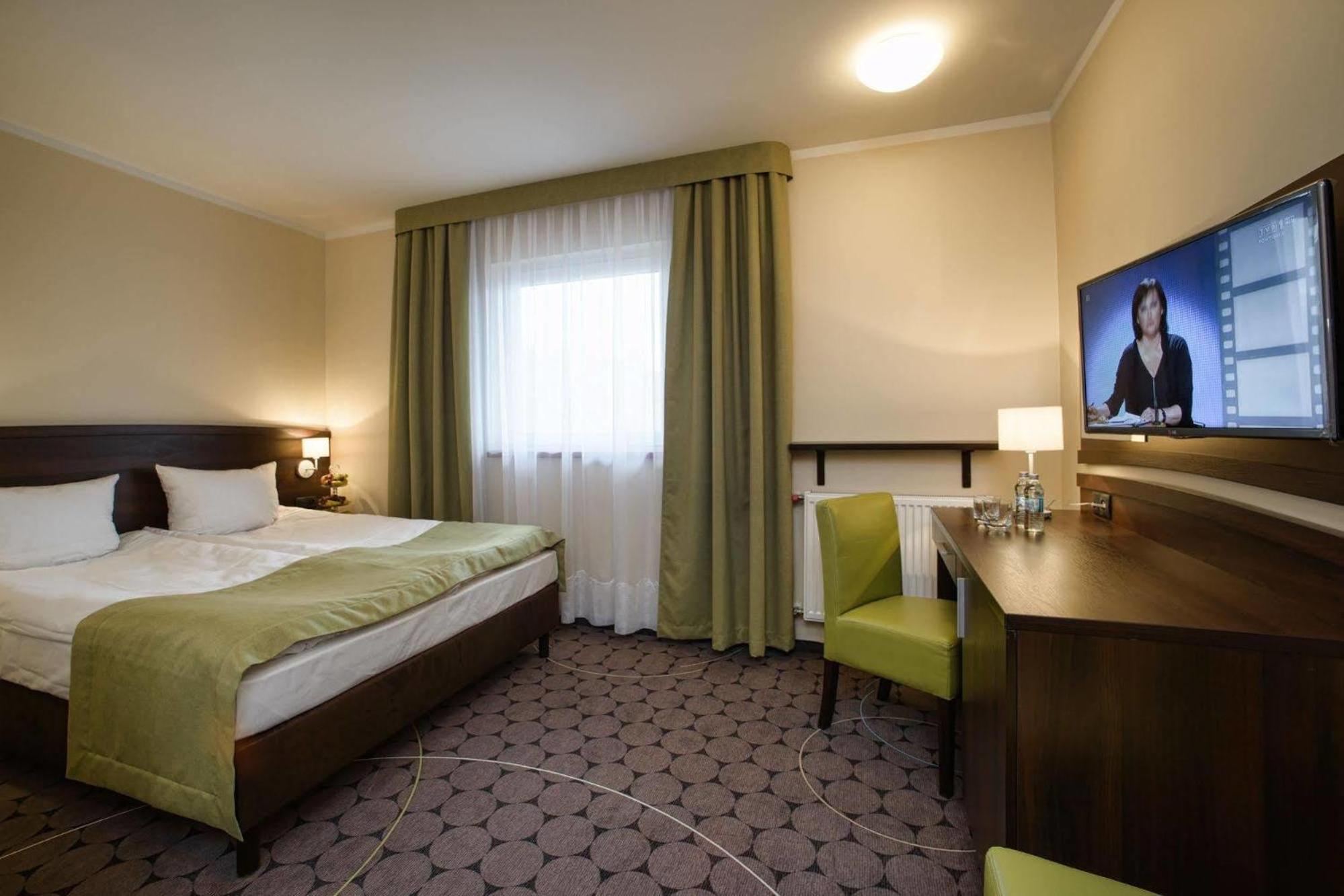 Aparthotel Lumen Cracovia Esterno foto